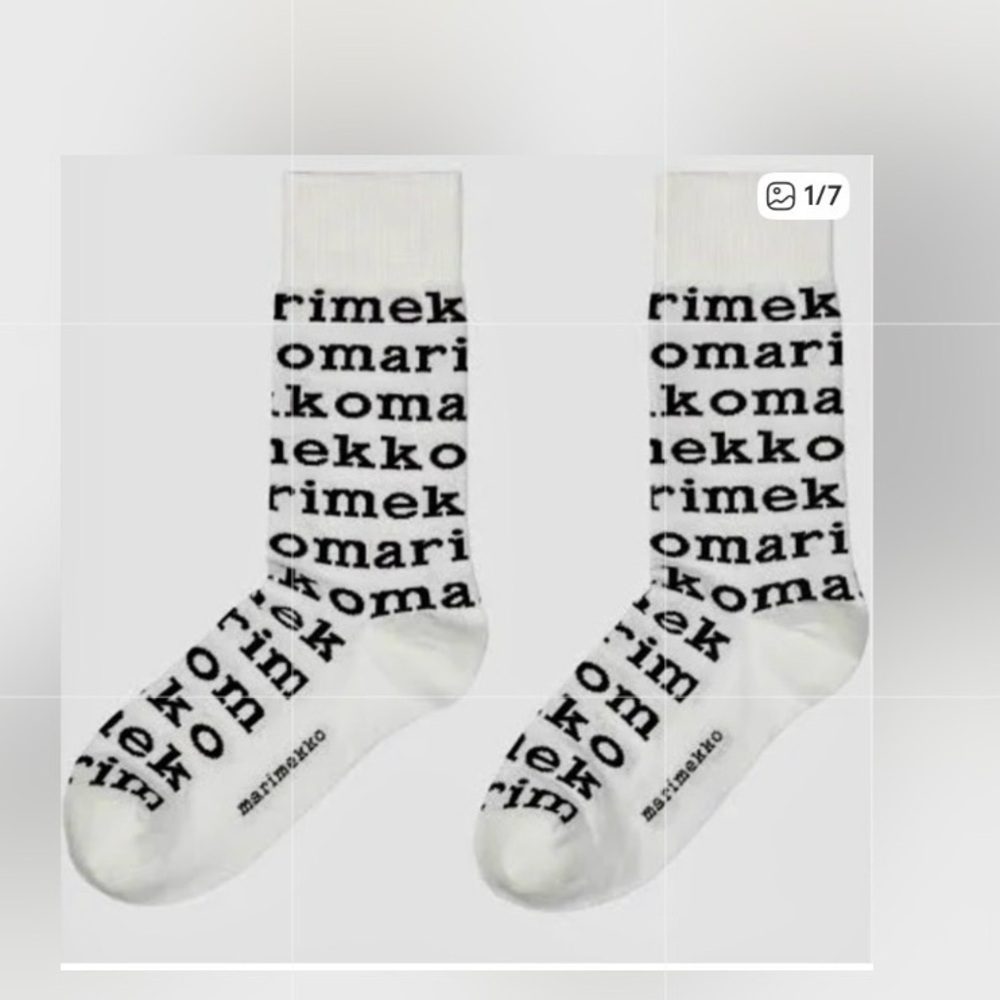Marimekko Kasvaa Logo Ankle Socks, White Socks & Black Lettering, Sz: 37-39
